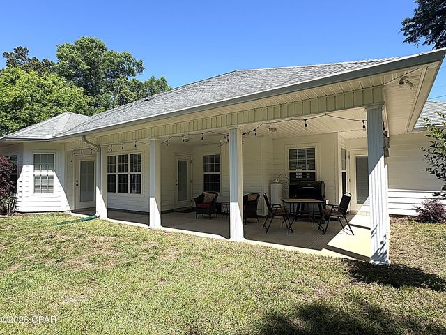 4667 River Drive, Marianna, FL 32446