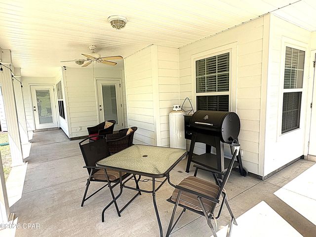 4667 River Drive, Marianna, FL 32446