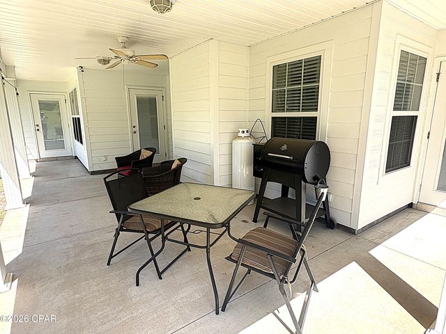 4667 River Drive, Marianna, FL 32446