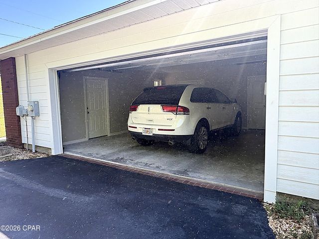 4667 River Drive, Marianna, FL 32446