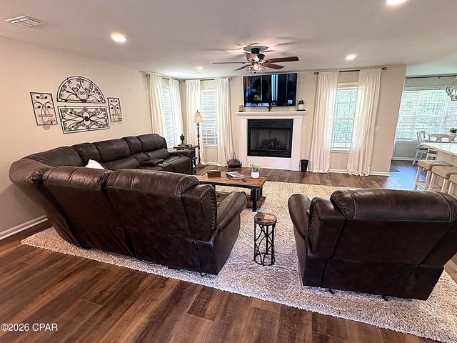 4667 River Drive, Marianna, FL 32446