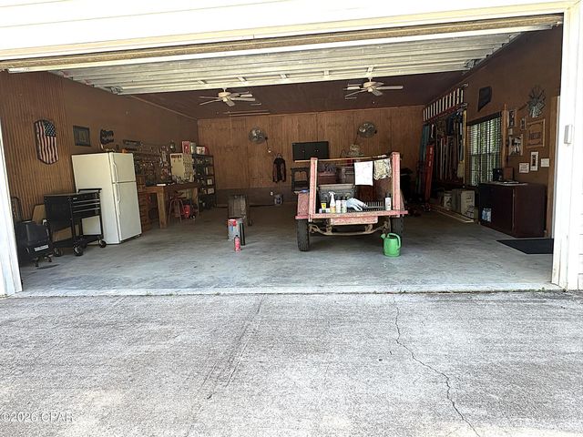 4667 River Drive, Marianna, FL 32446