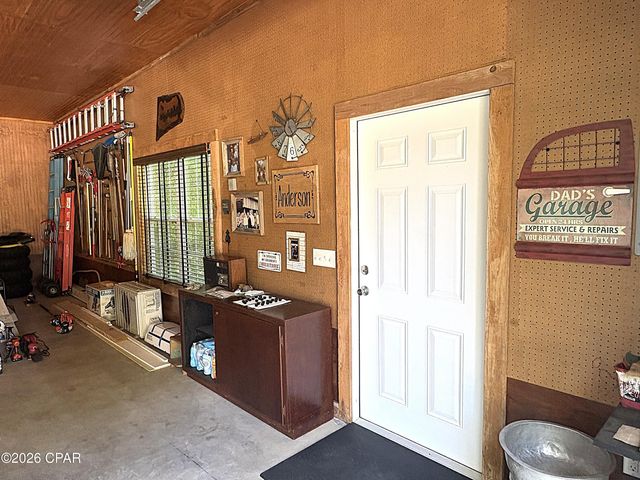 4667 River Drive, Marianna, FL 32446