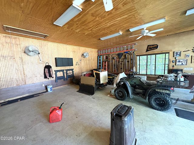 4667 River Drive, Marianna, FL 32446