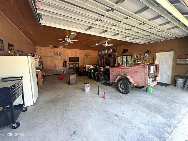 4667 River Drive, Marianna, FL 32446