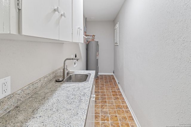 510 E Inez, Beeville, TX 78102