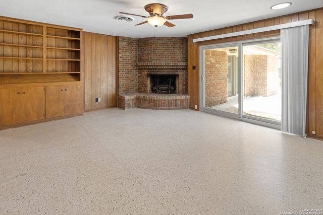 510 E Inez, Beeville, TX 78102