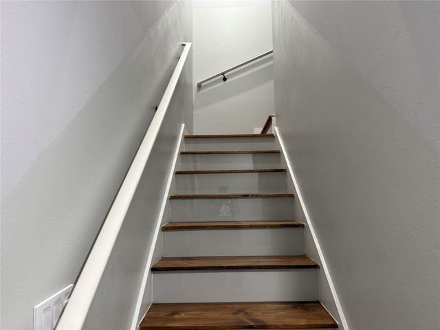 6610 Haight Street A, Houston, TX 77028