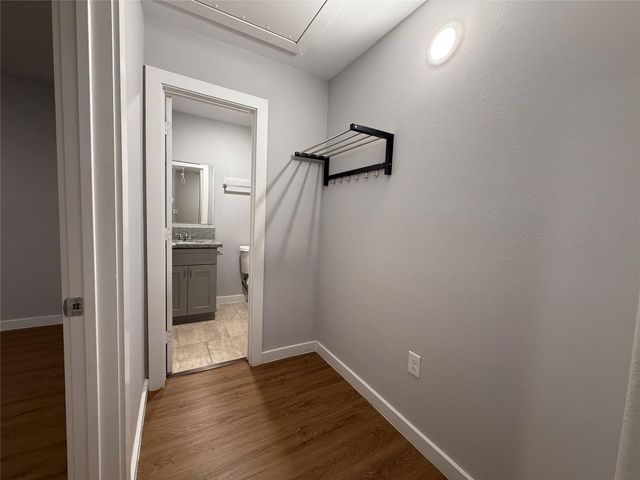 6610 Haight Street A, Houston, TX 77028