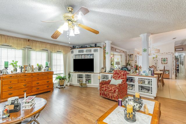 1121 Clark Bay Road, Deland, FL 32724