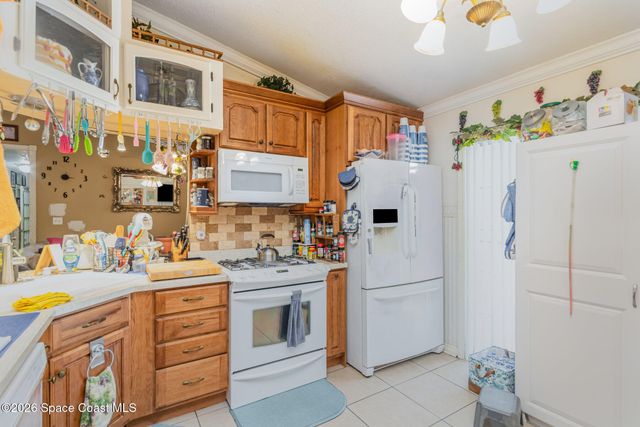 1121 Clark Bay Road, Deland, FL 32724