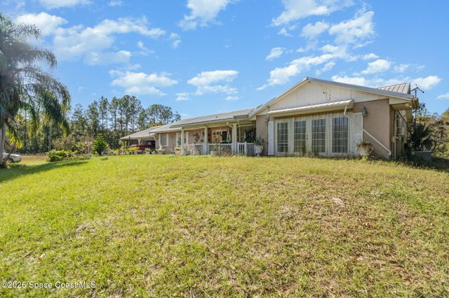 1121 Clark Bay Road, Deland, FL 32724