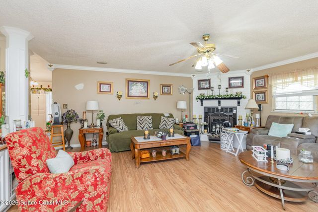 1121 Clark Bay Road, Deland, FL 32724