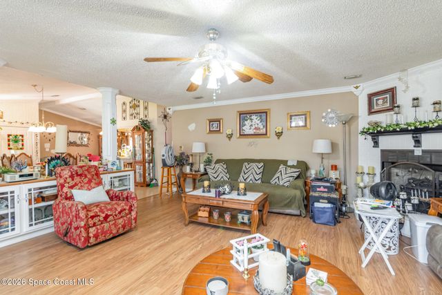 1121 Clark Bay Road, Deland, FL 32724