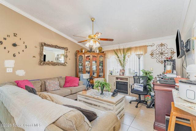 1121 Clark Bay Road, Deland, FL 32724