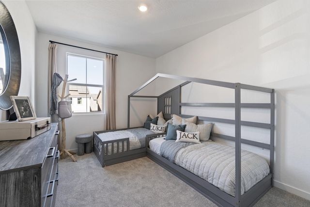 1046 Springtime Avenue, Clovis, CA 93619