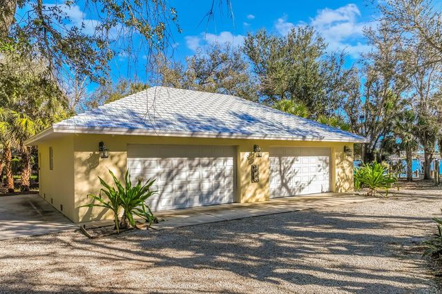 55 SPYGLASS ALLEY, Placida, FL 33946