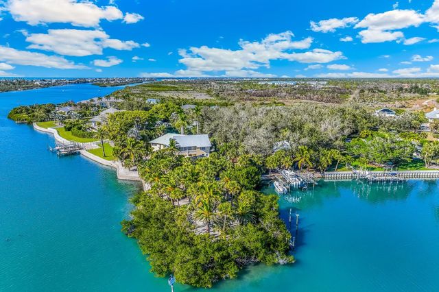 55 SPYGLASS ALLEY, Placida, FL 33946