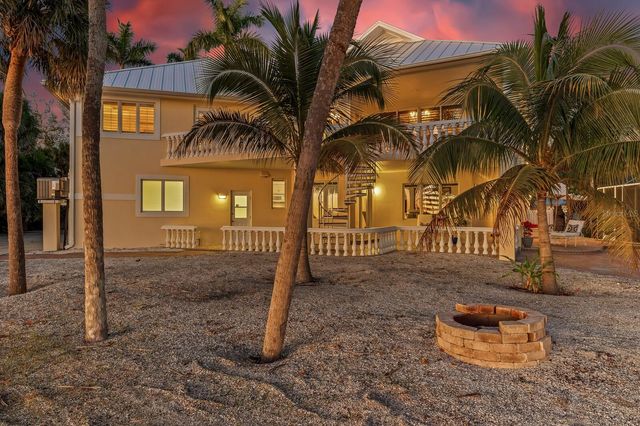 55 SPYGLASS ALLEY, Placida, FL 33946