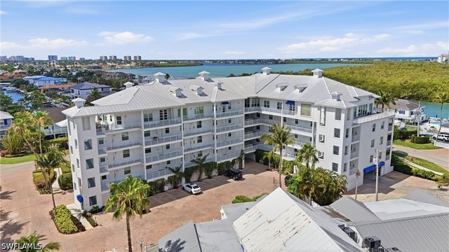 140 Palm ST 211, Marco Island, FL 34145