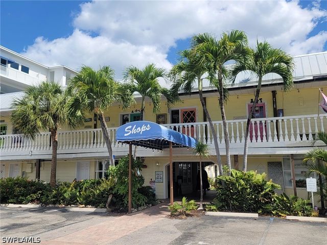 140 Palm ST 211, Marco Island, FL 34145
