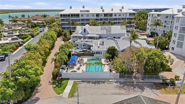 140 Palm ST 211, Marco Island, FL 34145