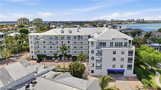 140 Palm ST 211, Marco Island, FL 34145