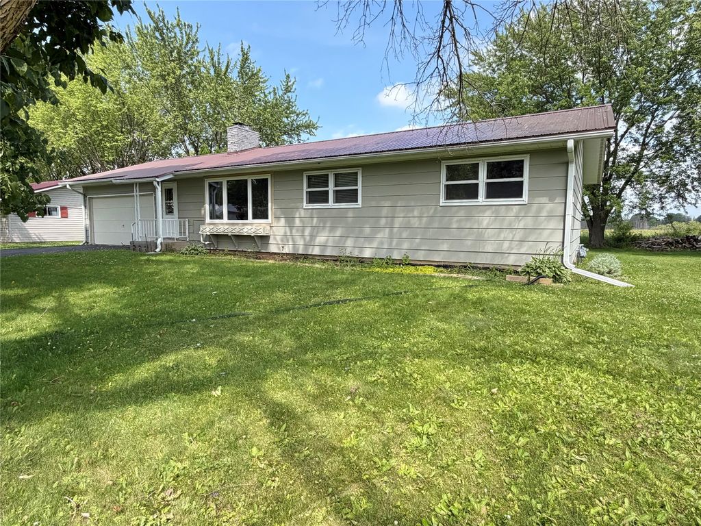 Image 1 of property listing at 706 Eastwoods Street, Withee, WI 54498