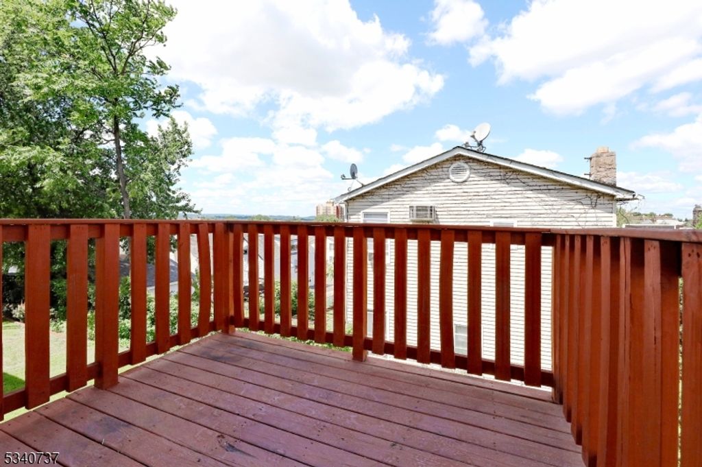 115 Macarthur Ave, Garfield City, NJ 07026 — photo 3