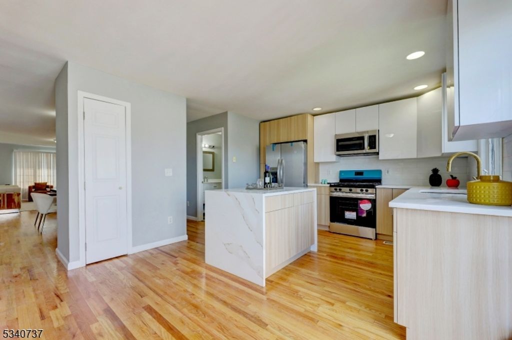 115 Macarthur Ave, Garfield City, NJ 07026 — photo 5