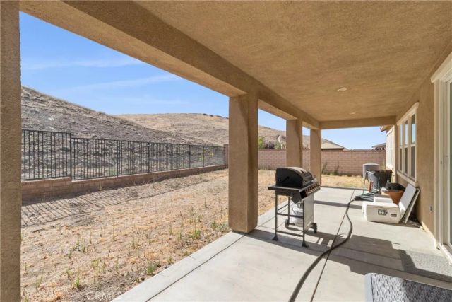 37316 Paintbrush, Palmdale, CA 93551