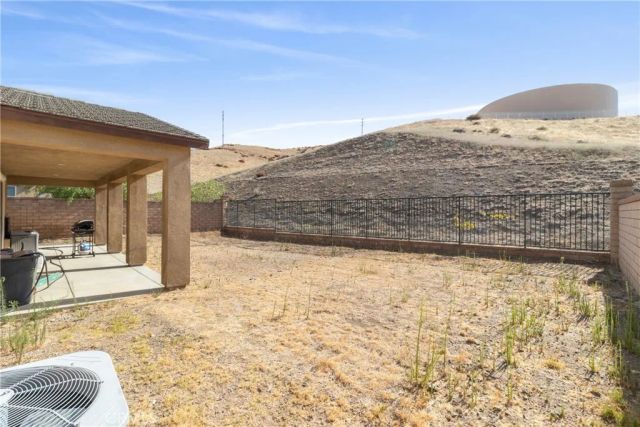 37316 Paintbrush, Palmdale, CA 93551