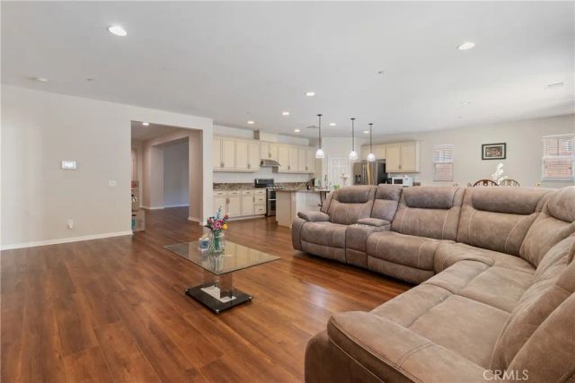 37316 Paintbrush, Palmdale, CA 93551