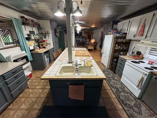 15874 WITT ROAD, Shoals, IN 47581