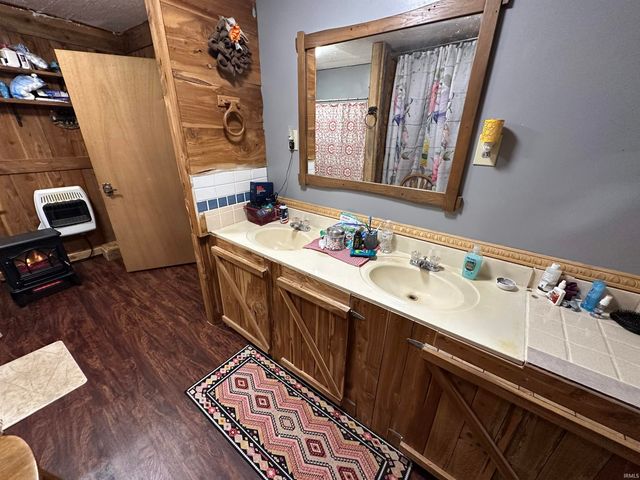 15874 WITT ROAD, Shoals, IN 47581