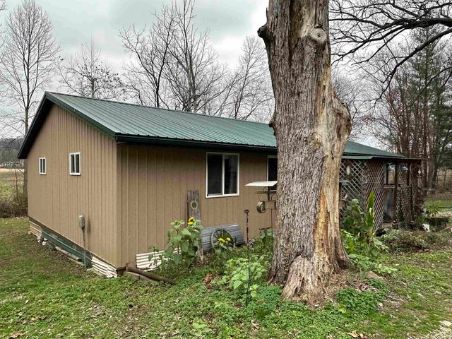 15874 WITT ROAD, Shoals, IN 47581