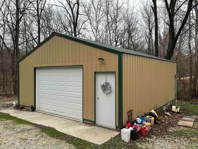 15874 WITT ROAD, Shoals, IN 47581