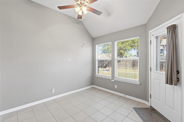 201 Cassandra DR, Hutto, TX 78634