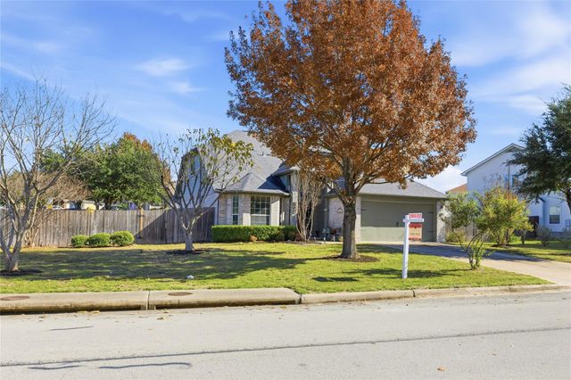 201 Cassandra DR, Hutto, TX 78634