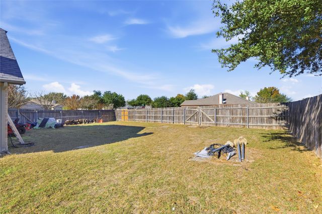 201 Cassandra DR, Hutto, TX 78634