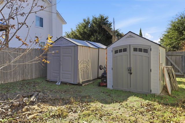 201 Cassandra DR, Hutto, TX 78634