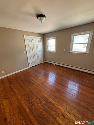 86 Birdsey Street 2L, Bridgeport, CT 06610