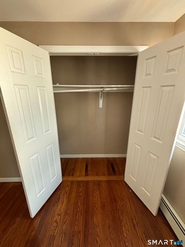 86 Birdsey Street 2L, Bridgeport, CT 06610