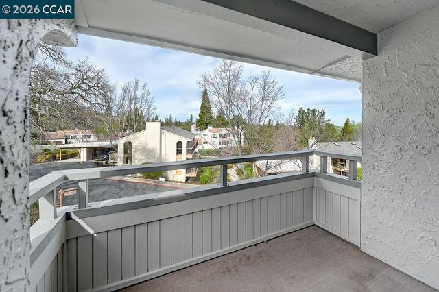 4033 Terra Granada Dr 9C, Walnut Creek, CA 94595