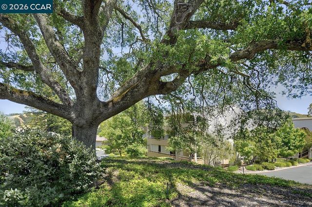 4033 Terra Granada Dr 9C, Walnut Creek, CA 94595