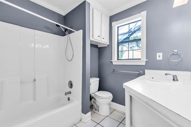 2634 Peckham Street, Houston, TX 77098