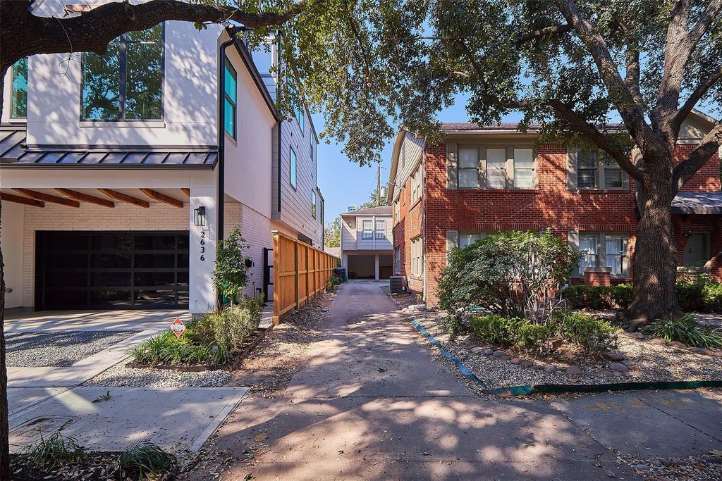 2634 Peckham Street, Houston, TX 77098