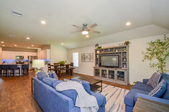 3810 Willow Valley Court, Conroe, TX 77301