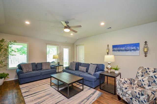 3810 Willow Valley Court, Conroe, TX 77301