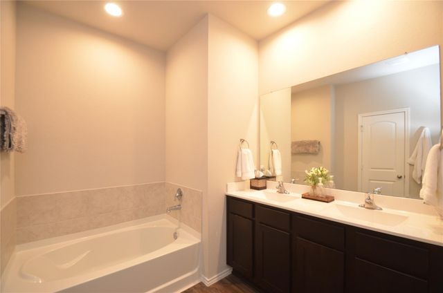 3810 Willow Valley Court, Conroe, TX 77301